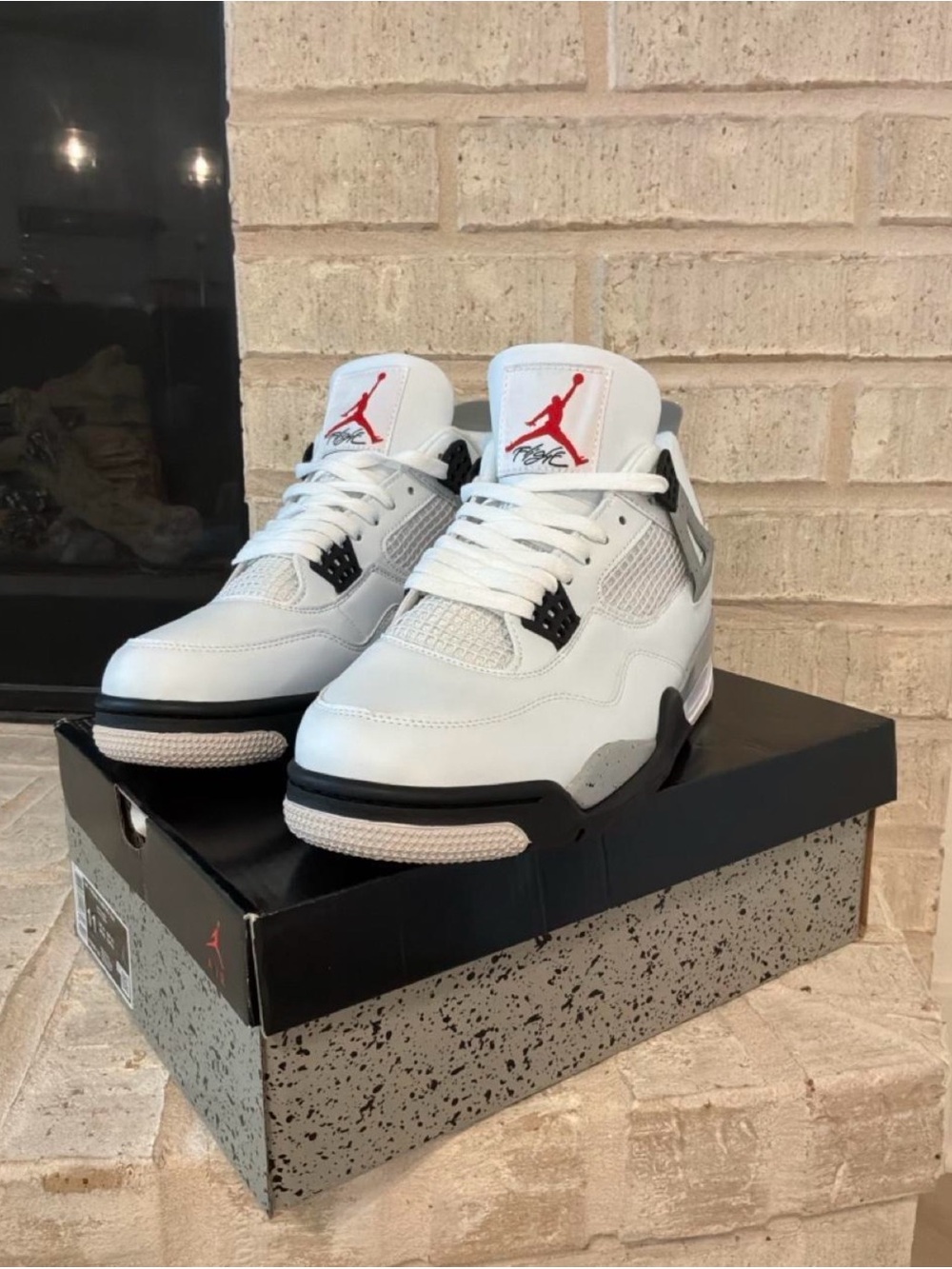 Jordan 4 white cement